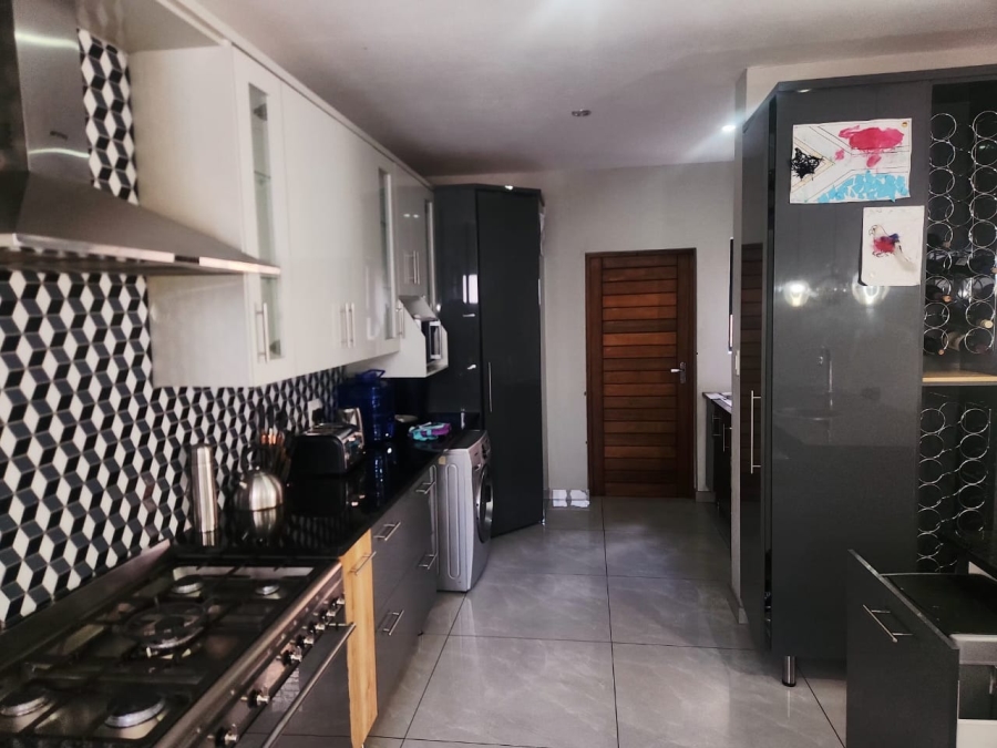3 Bedroom Property for Sale in Rustenburg Central North West